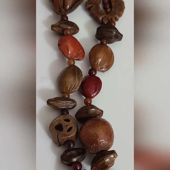 Vintage nuts and seeds long necklace Fall Autumn 44" beautiful colors euc - Picture 5 of 8